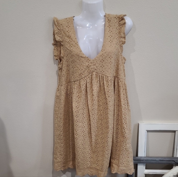 Knox Rose Dresses & Skirts - Knox Rose SZ XS Muted Mustard Eyelet Baby Doll Dress w/lining